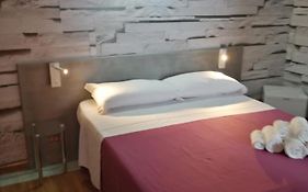 Le Rocce Holiday Rooms